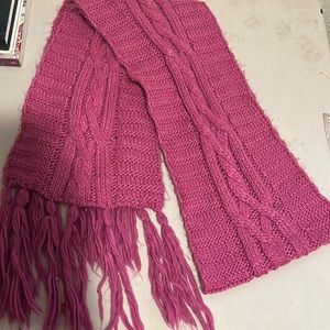 Women’s Scarf. Worn a few times